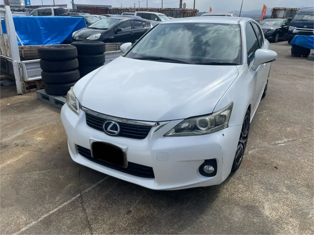 Lexusct200h